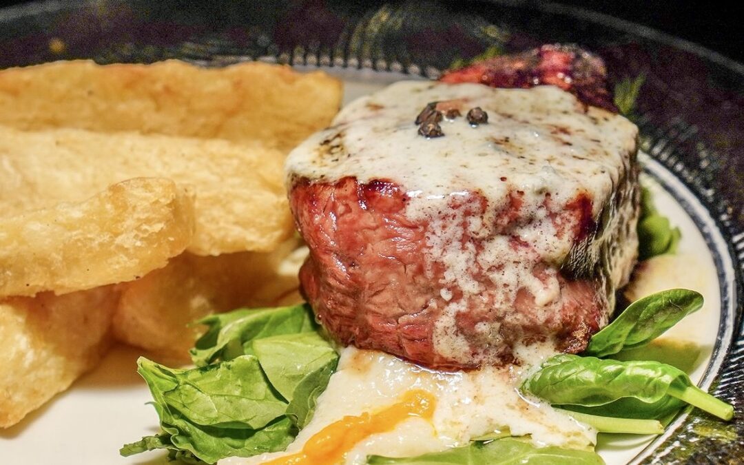 Grilled Filet Mignon with Gorgonzola: A Renzo’s Specialty